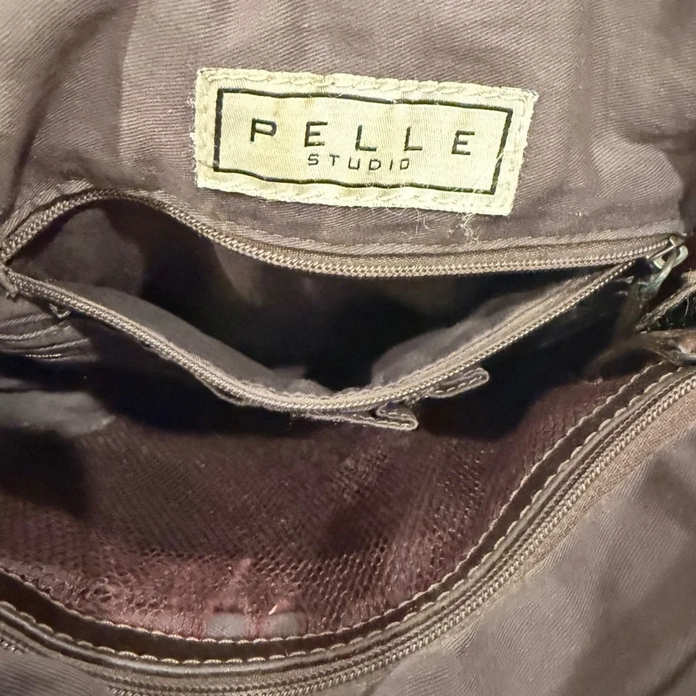 PELLE Studio Vintage‎ Brown Genuine Leather Multi-Pocket Messenger Bag 11